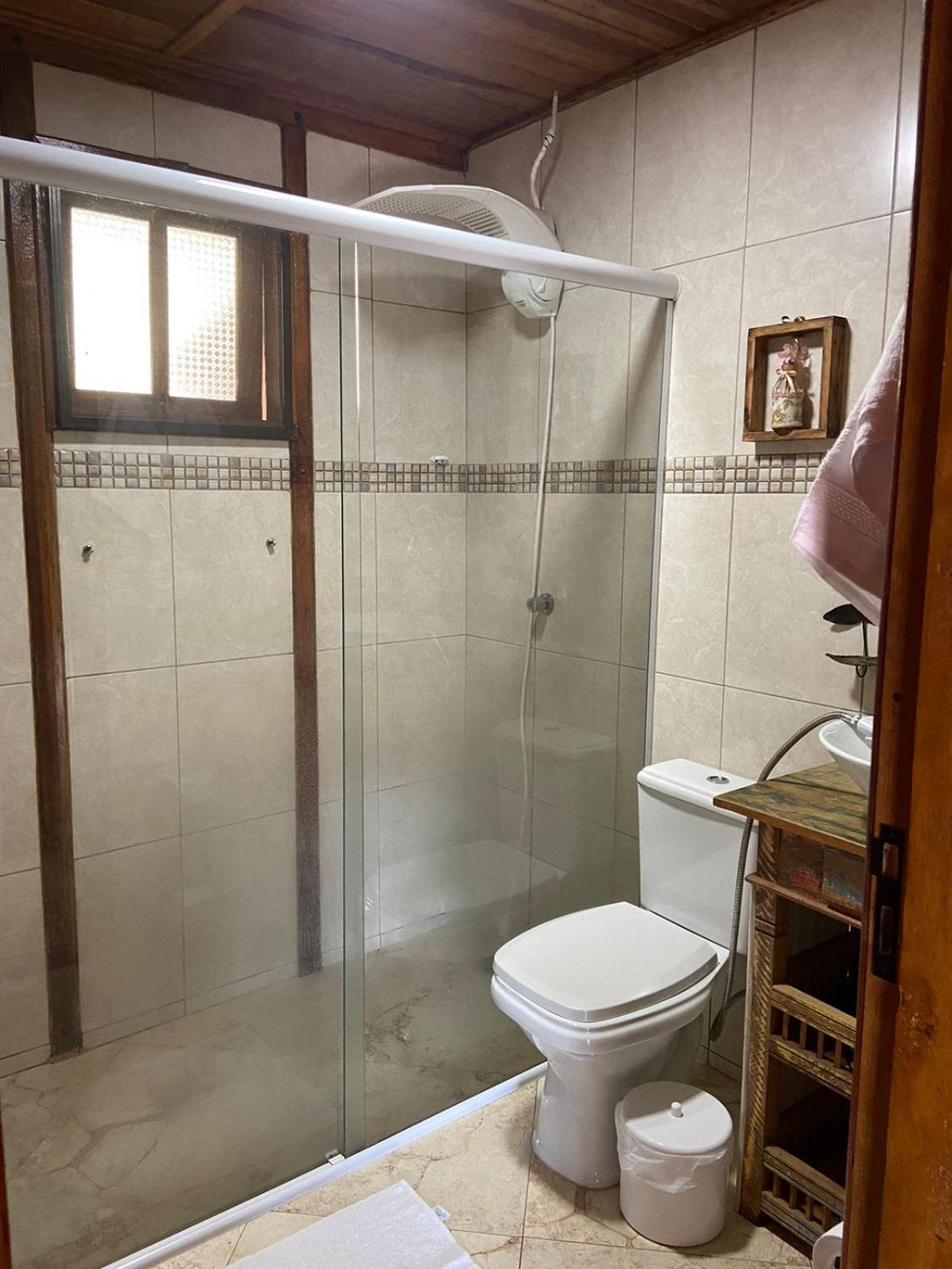 Cabana Com Jacuzzi Em กัวราเรมา ภายนอก รูปภาพ